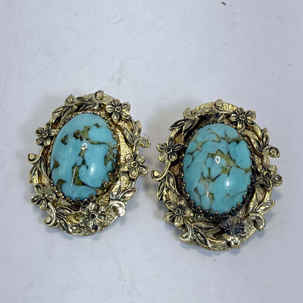 Vintage Whiting & Davis Faux Turquoise Glass Floral Gold Tone Clip On Earrings